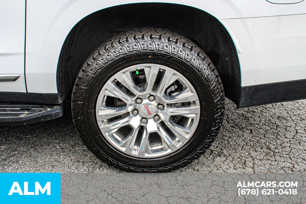Used 2025 White GMC Denali image 16