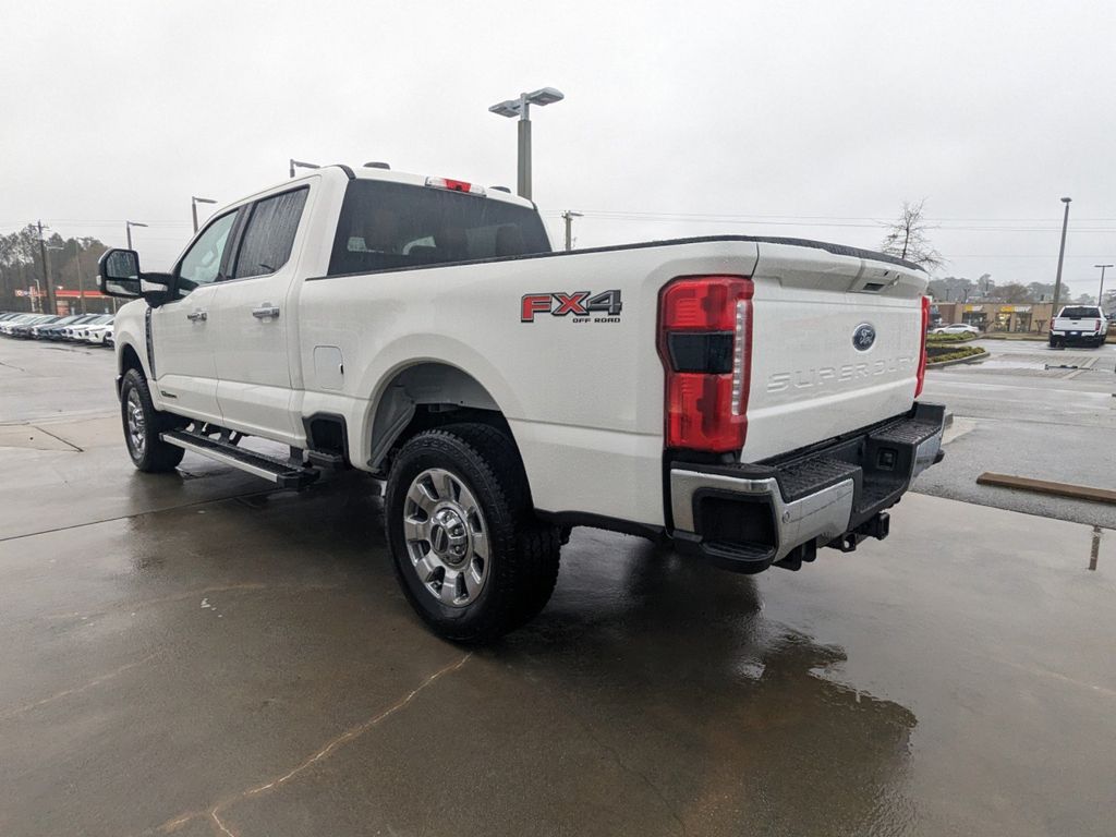 2025 Ford F-250 Super Duty Lariat