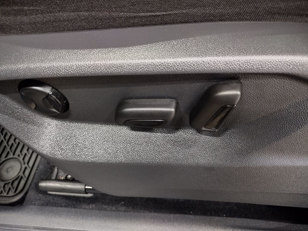 2019 Volkswagen Tiguan 2.0T SE