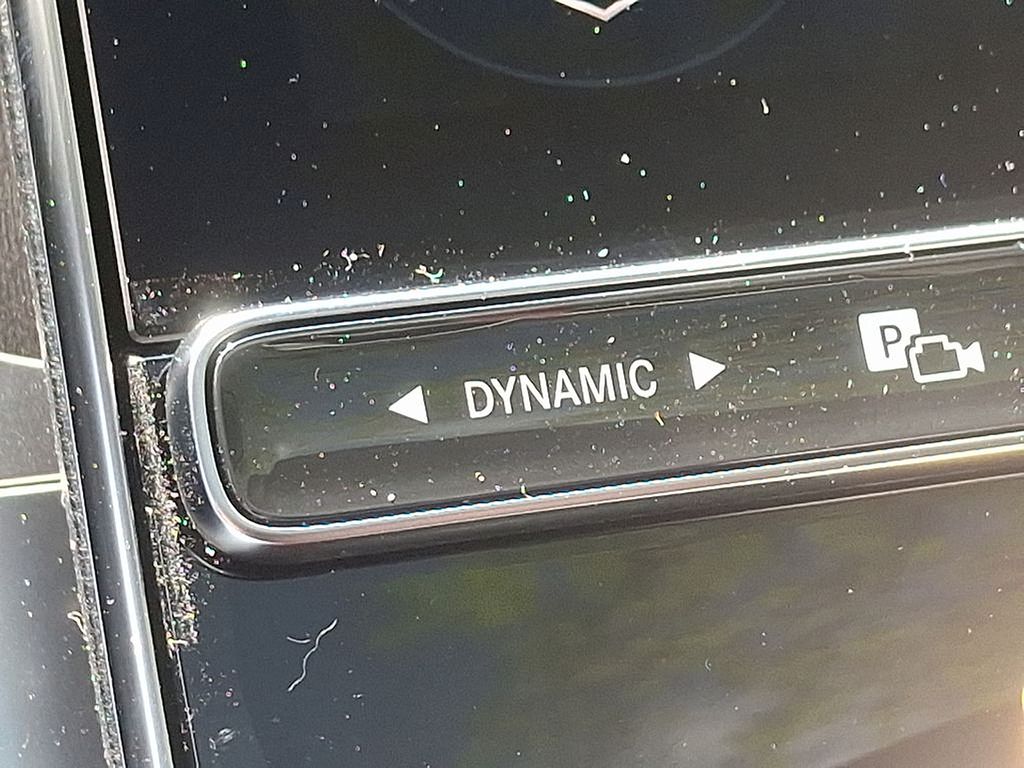 Thumbnail: 2025 Mercedes-Benz GLC - 18