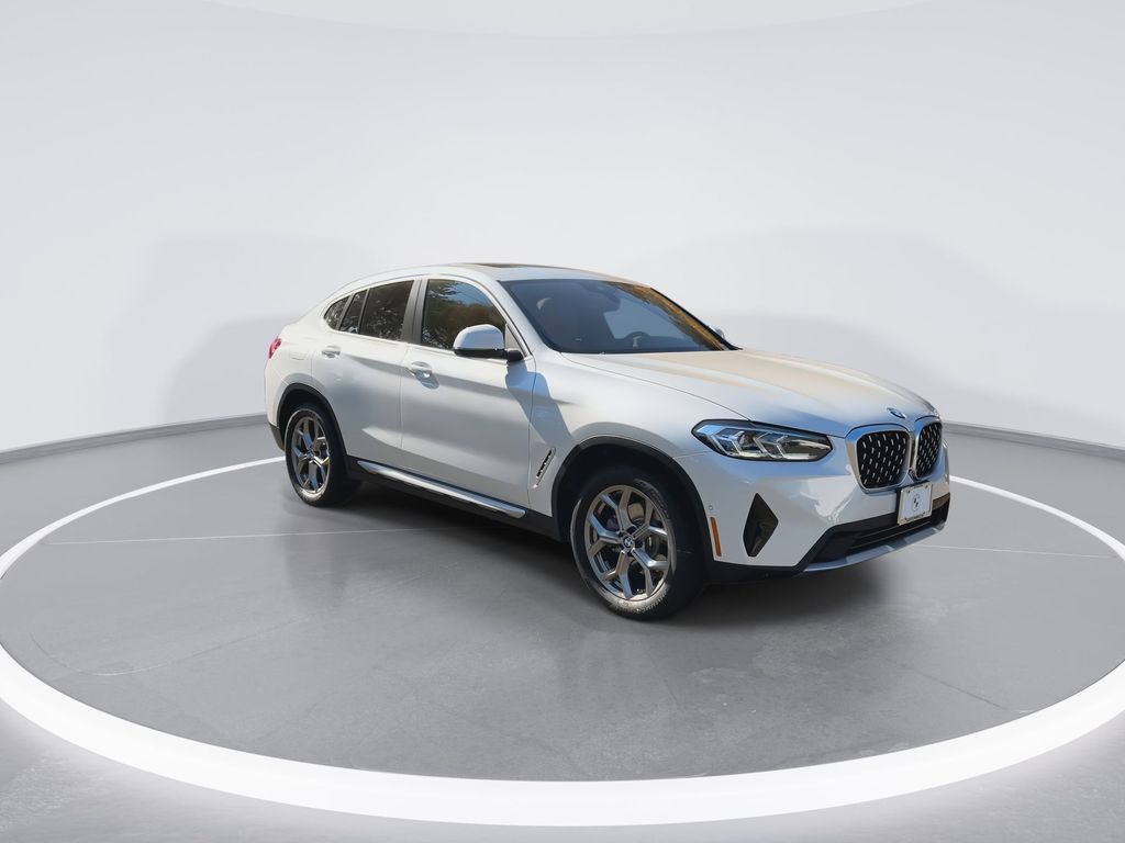 2025 BMW X4 xDrive30i 2