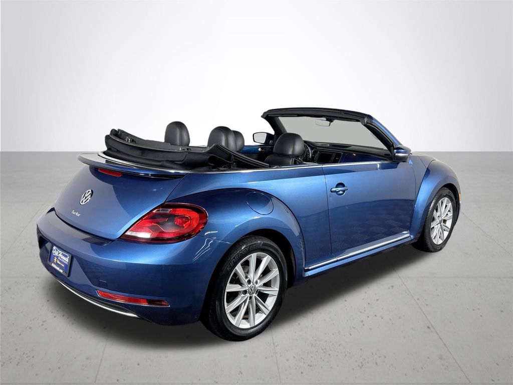 2017 Volkswagen Beetle 1.8T SE