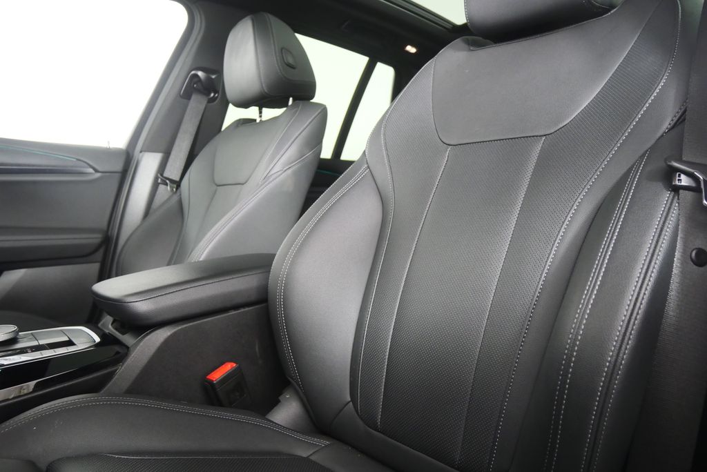 Thumbnail: 2023 BMW X3 - 10