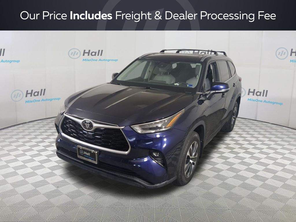 2021 Toyota Highlander XLE AWD