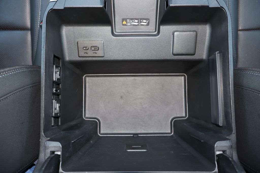 2023 Chevrolet Silverado 1500 High Country 16