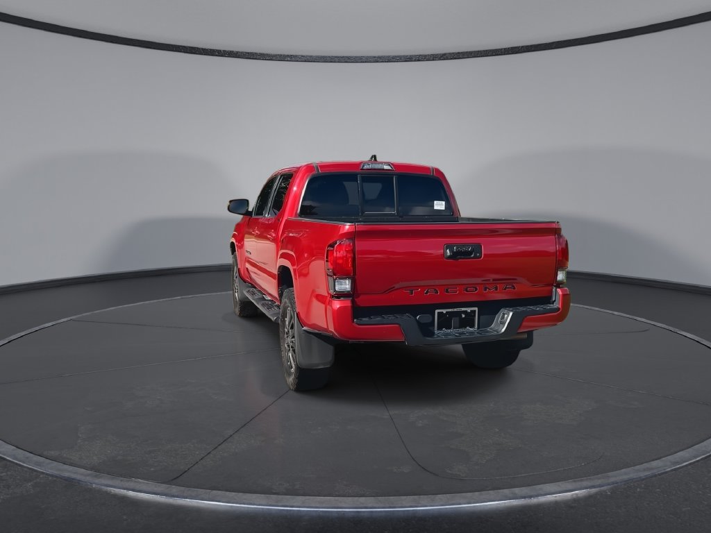 Thumbnail: 2022 Toyota Tacoma - 7