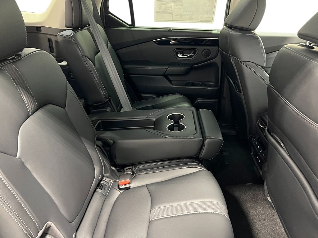 2025 Honda Pilot EX-L photo