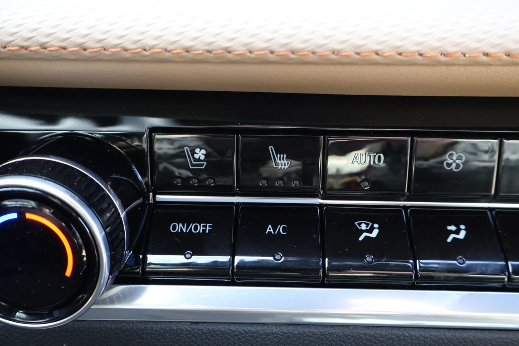 Thumbnail: 2026 Chevrolet Equinox - 28