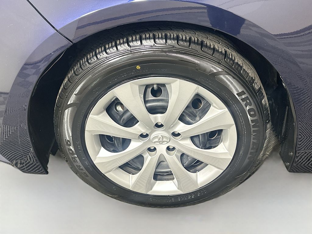 Thumbnail: 2024 Toyota Corolla - 30