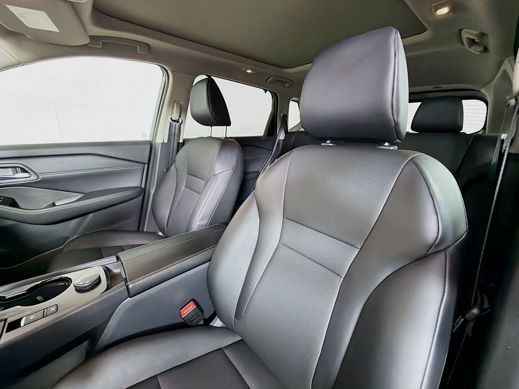 Used 2025 Nissan Rogue SUV
