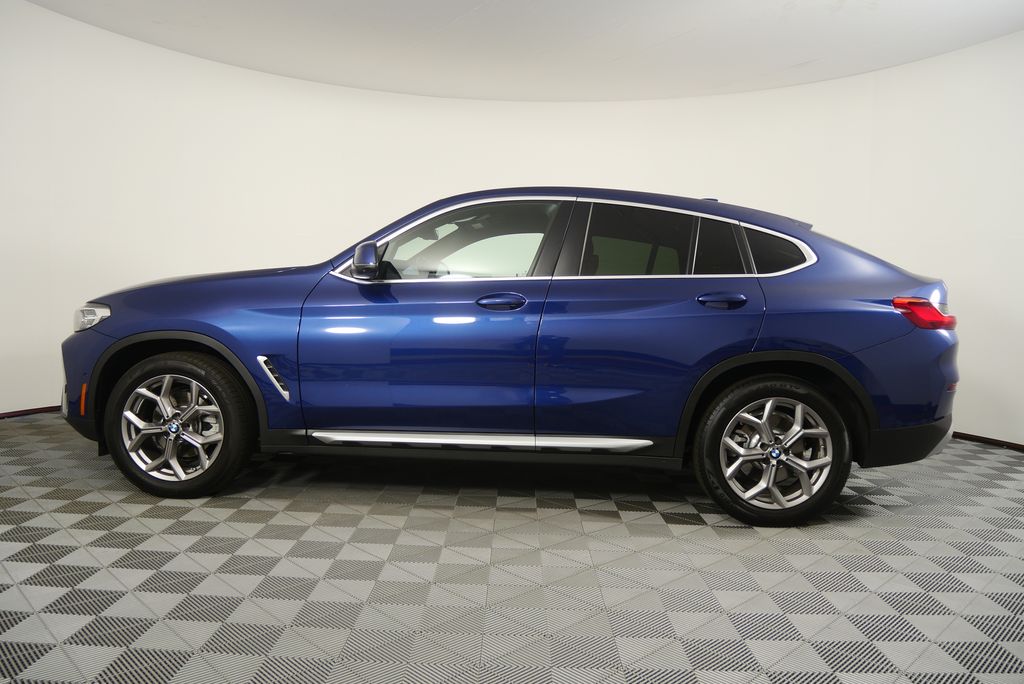 Thumbnail: 2023 BMW X4 - 6