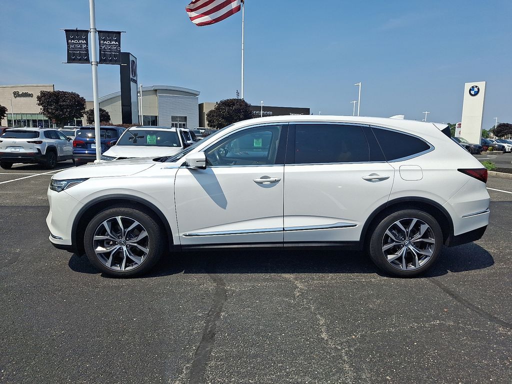 Thumbnail: 2023 Acura MDX - 7