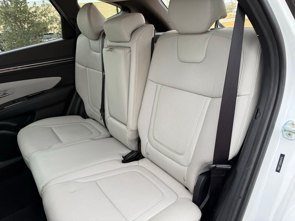 Thumbnail: 2022 Hyundai Tucson - 22