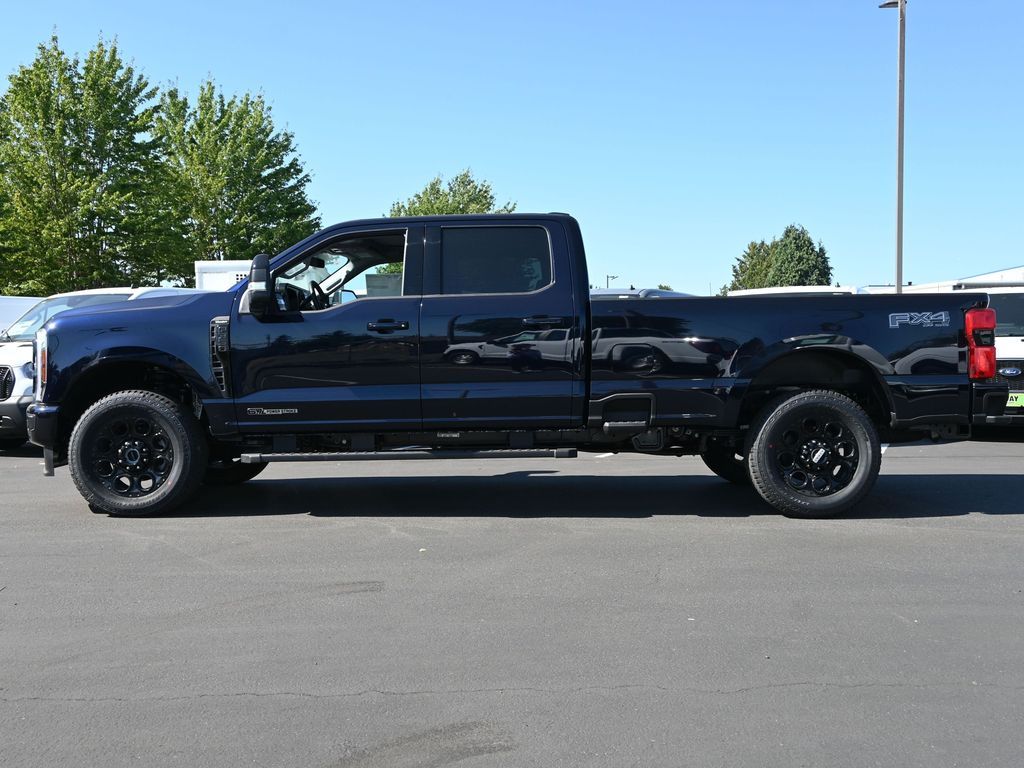 2025 Ford F-350 Super Duty Lariat
