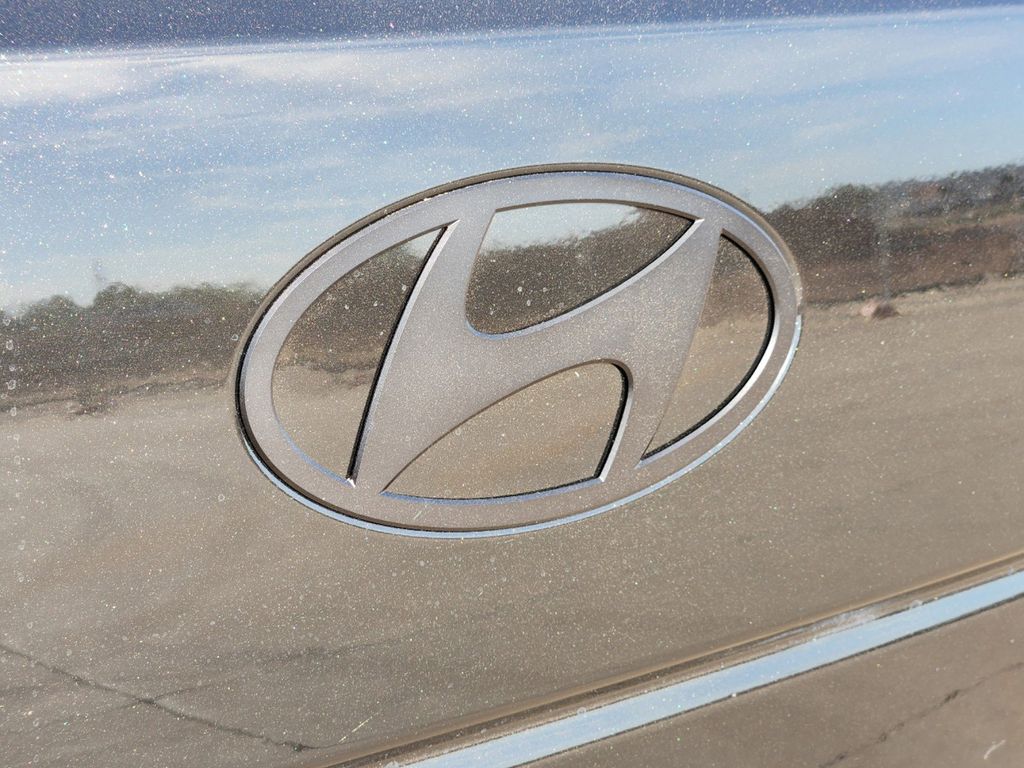 2025 Hyundai Santa Fe Calligraphy 8