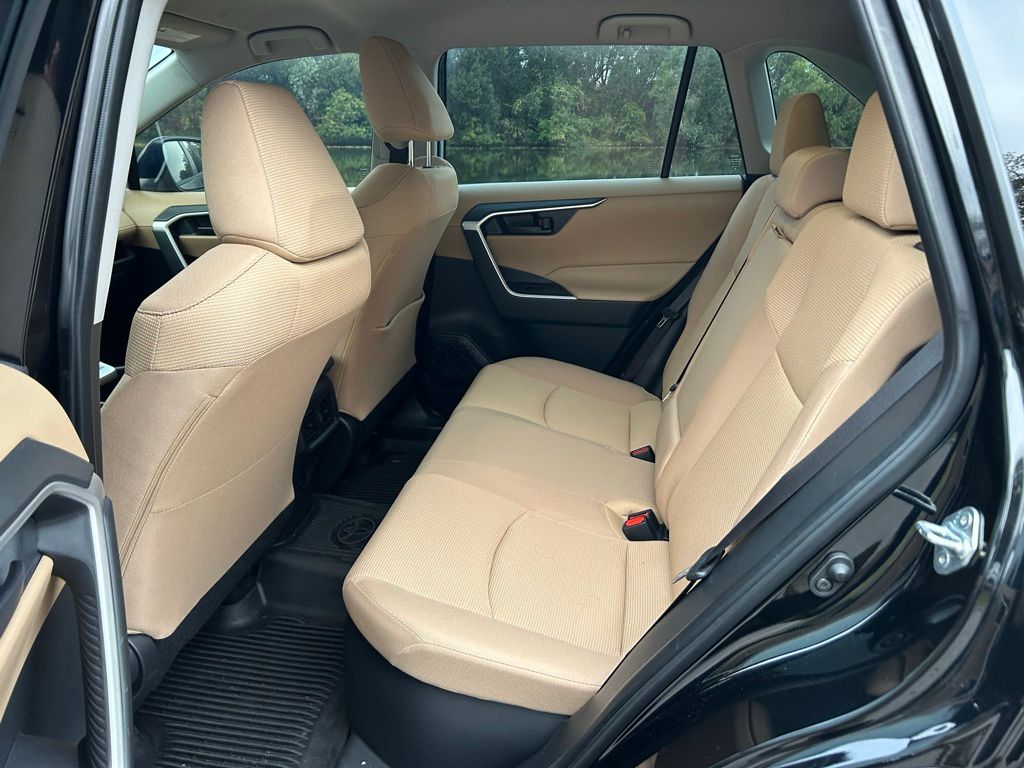 Thumbnail: 2025 Toyota RAV4 - 13