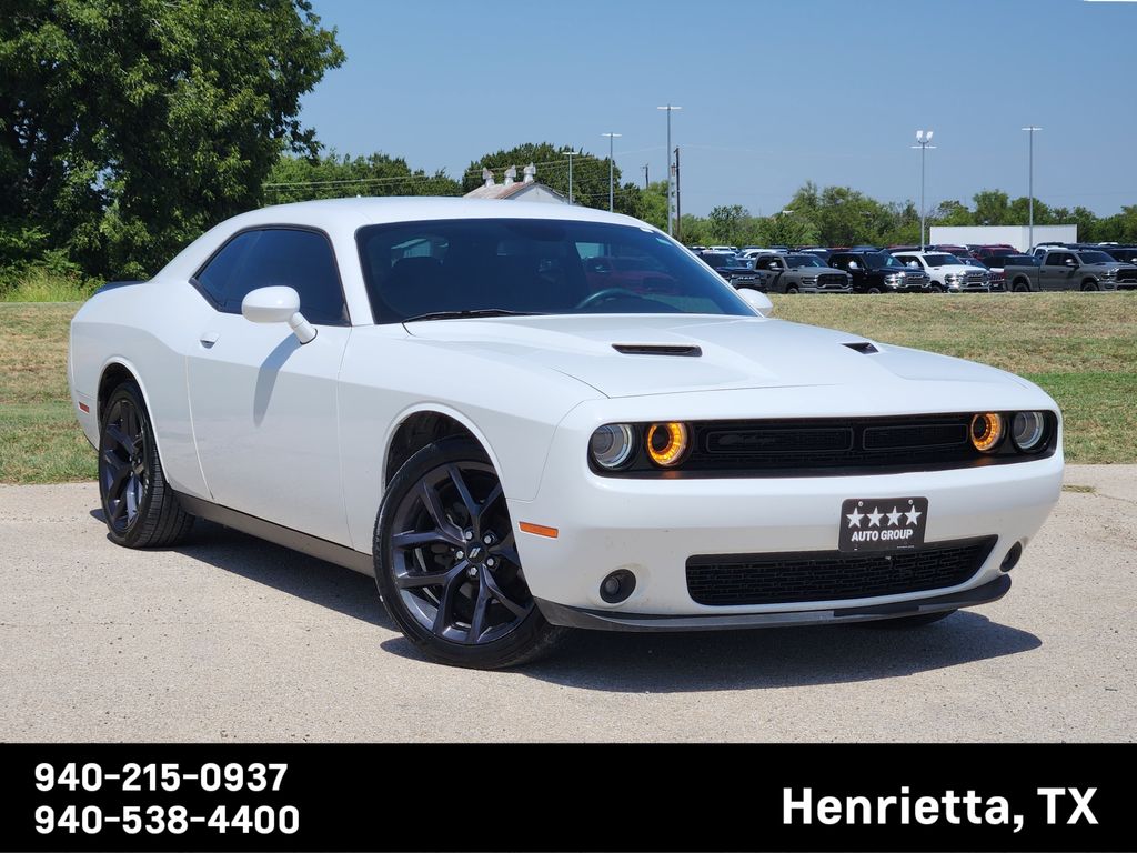 2019 Dodge Challenger SXT RWD