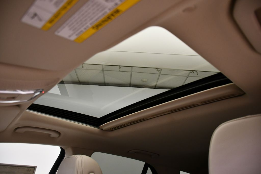 Thumbnail: 2026 Mercedes-Benz GLE - 17