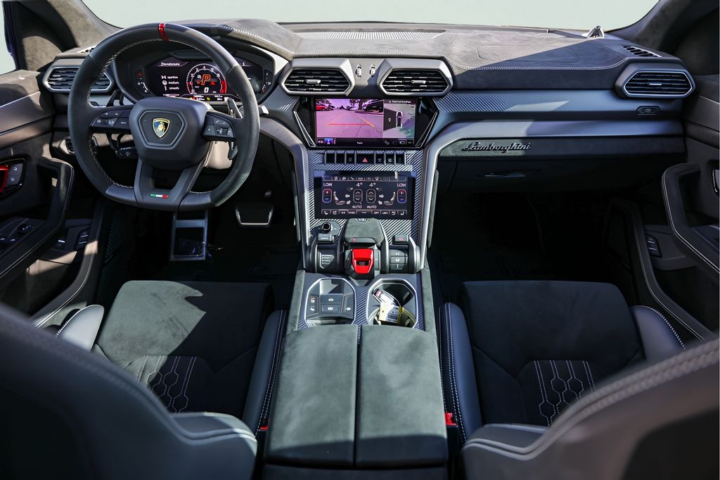Used 2024 Blue Lamborghini Performante image 30