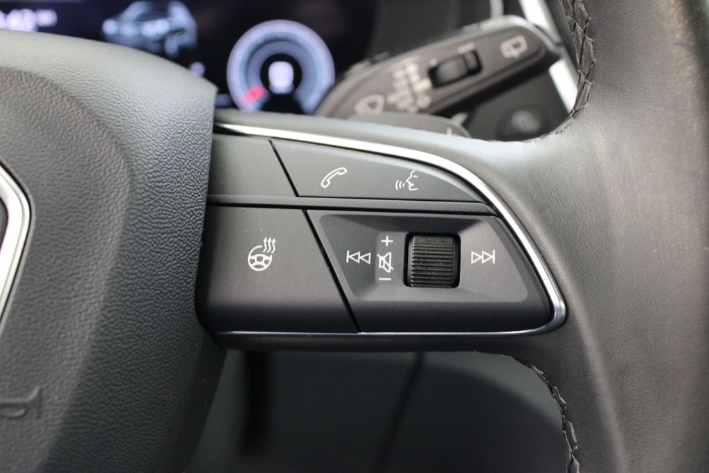 used 2023 Audi Q5 car, priced at $28,900