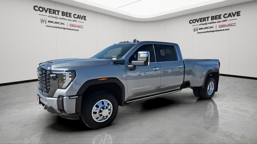 Used 2024 Gray GMC Denali Ultimate image 3