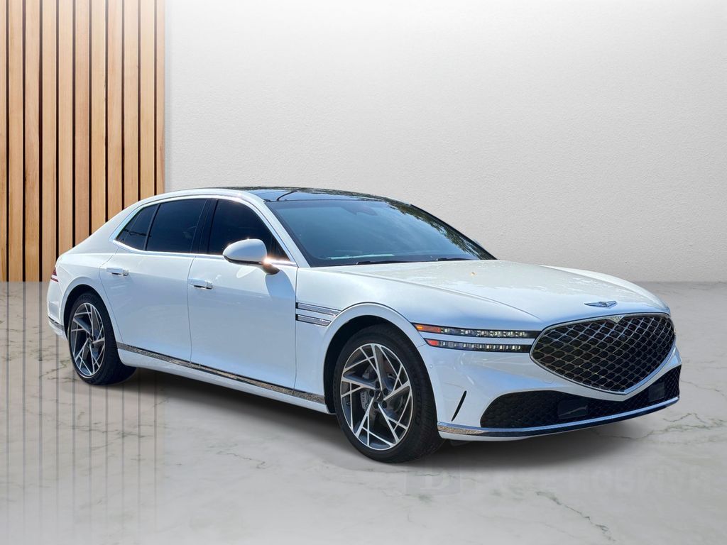 Uyuni White 2026 Genesis G90 Sedan All-Wheel Drive 8-Speed Automatic
