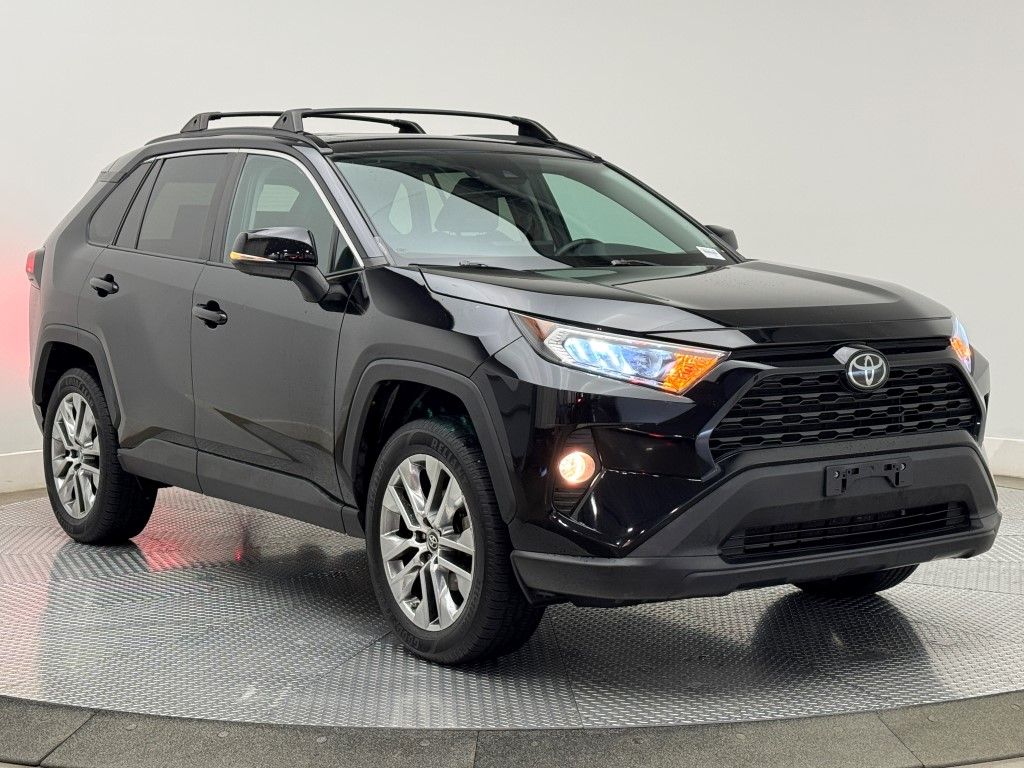 2019 Toyota RAV4 XLE Premium 2