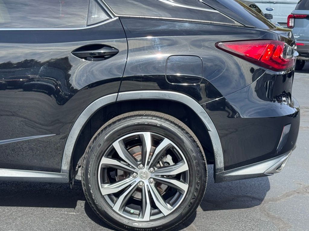 LexusRX37