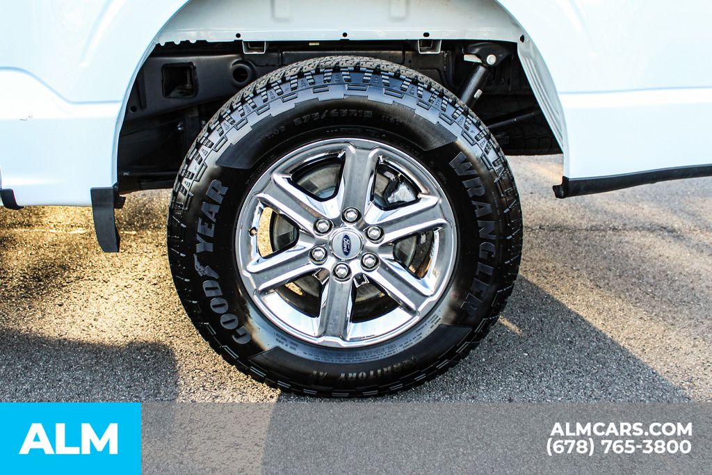 Used 2025 White Ford XLT image 13