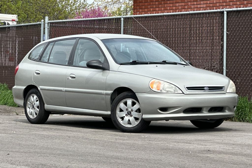 Silver 2002 Kia Rio Wagon Front-Wheel Drive 4-Speed Automatic Overdrive