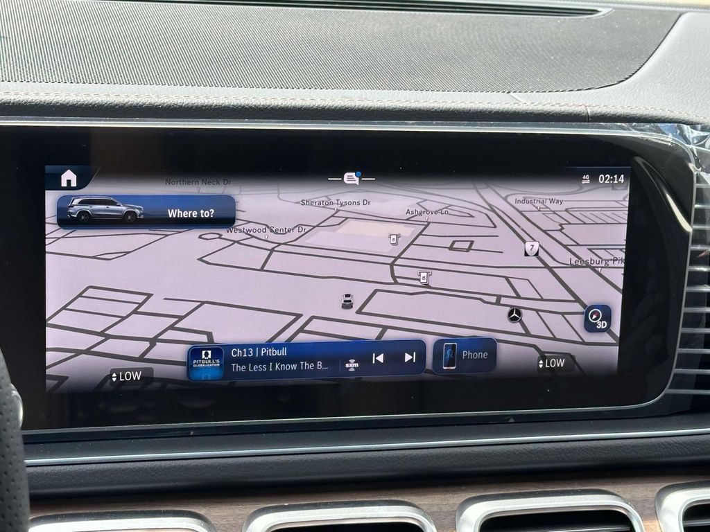 2025 Mercedes-Benz GLS 450 4MATIC 9