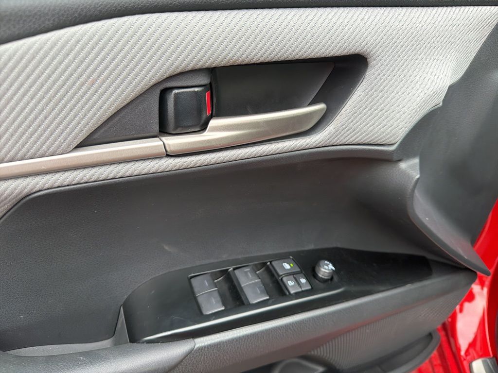 Thumbnail: 2025 Toyota Camry - 26