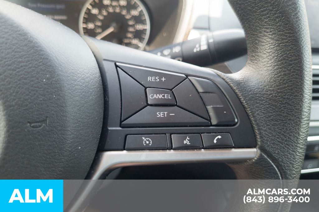 Used 2024 Black Nissan 2.5 SV image 10