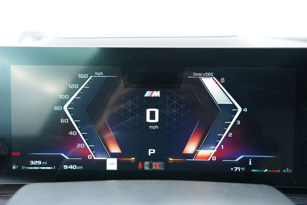 Thumbnail: 2026 BMW X7 - 17