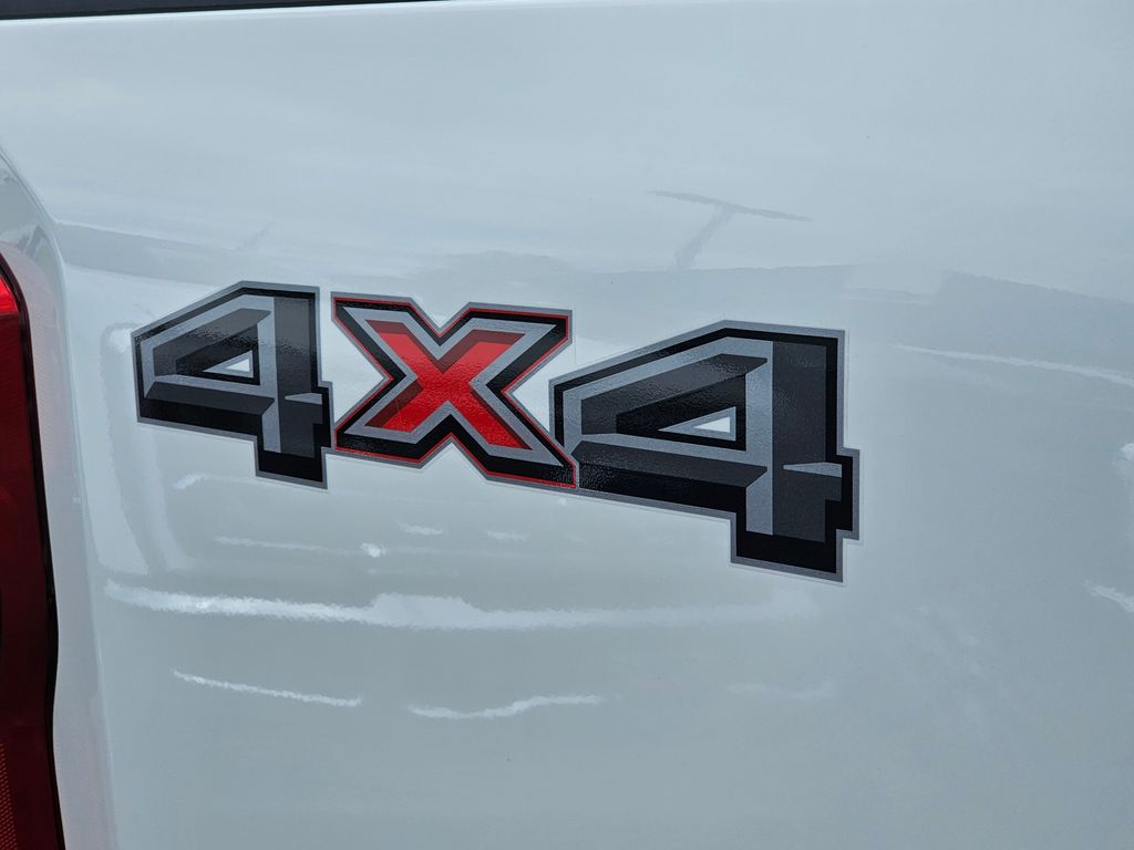 New 2025 White Ford Lariat image 15