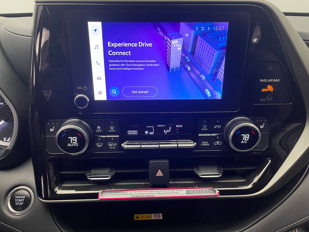 Thumbnail: 2024 Toyota Highlander - 25