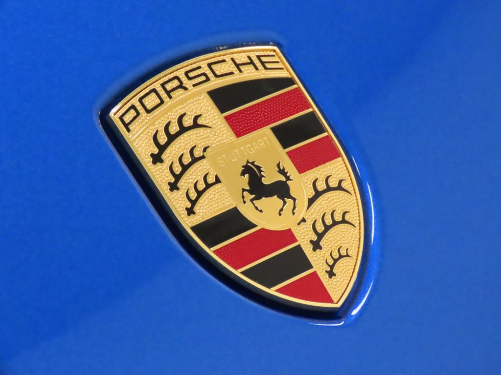 Thumbnail: 2017 Porsche Macan - 13