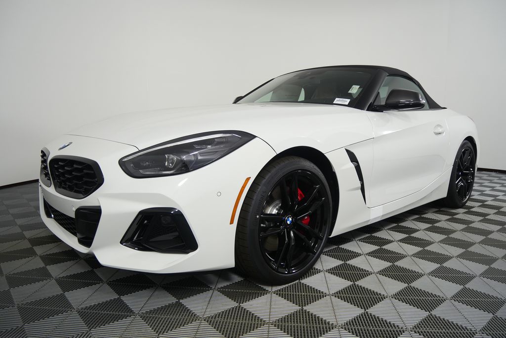 Thumbnail: 2026 BMW Z4 - 9