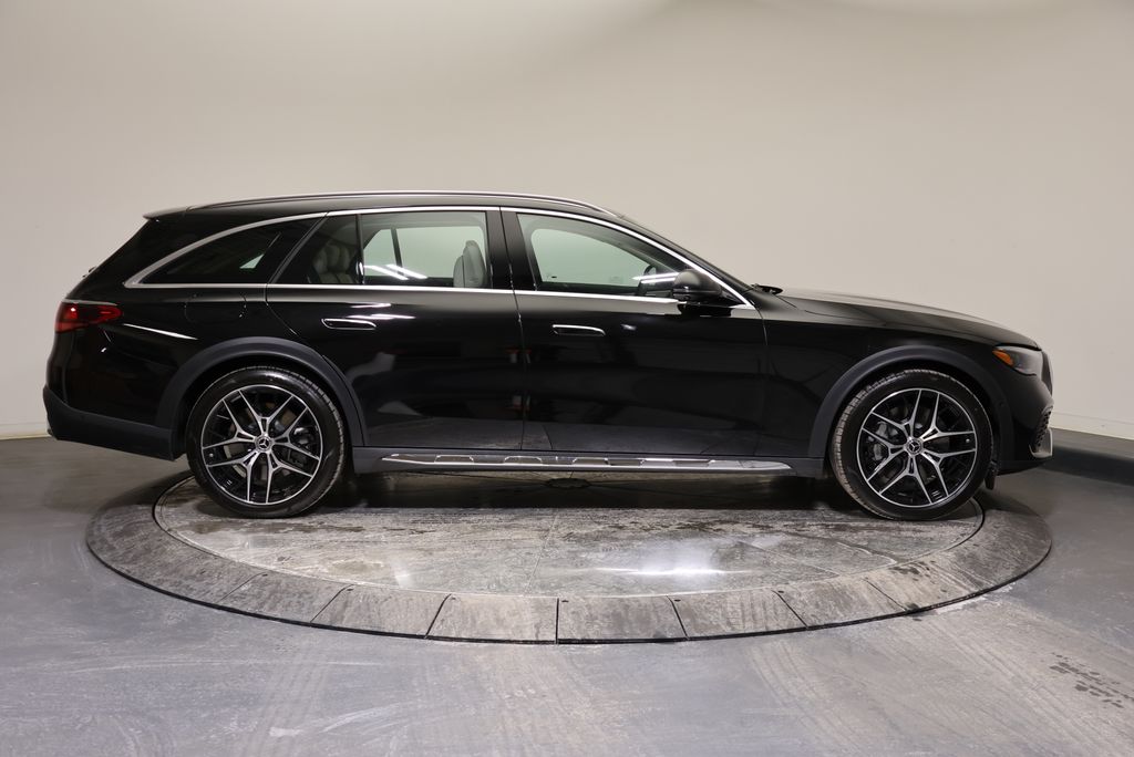 Thumbnail: 2026 Mercedes-Benz E-Class - 8