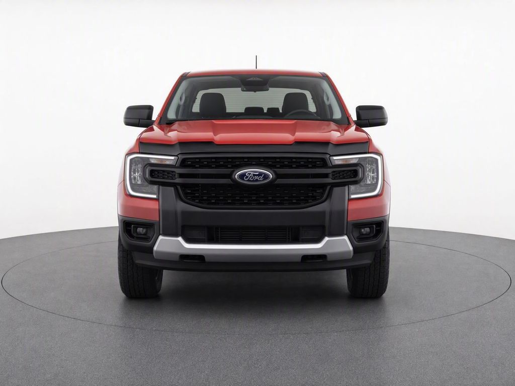 Used 2025 Red Ford XLT image 5
