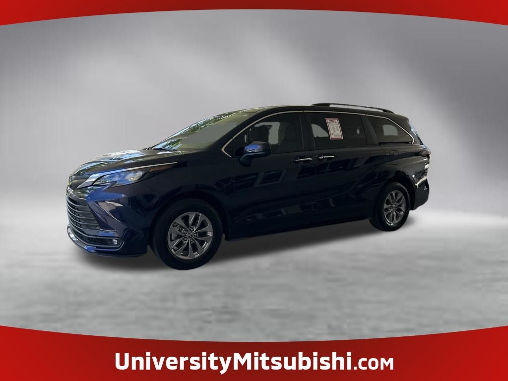 Blueprint 2025 Toyota Sienna Minivan Front-Wheel Drive Continuously Variable Transmission