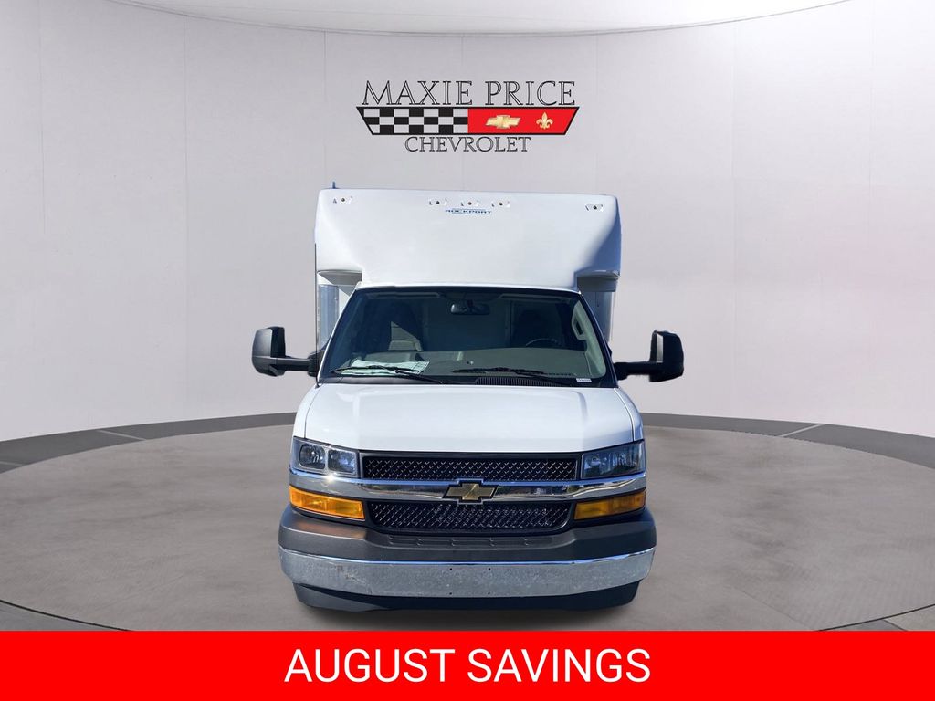New 2025 Chevrolet Express 3500 Coupe