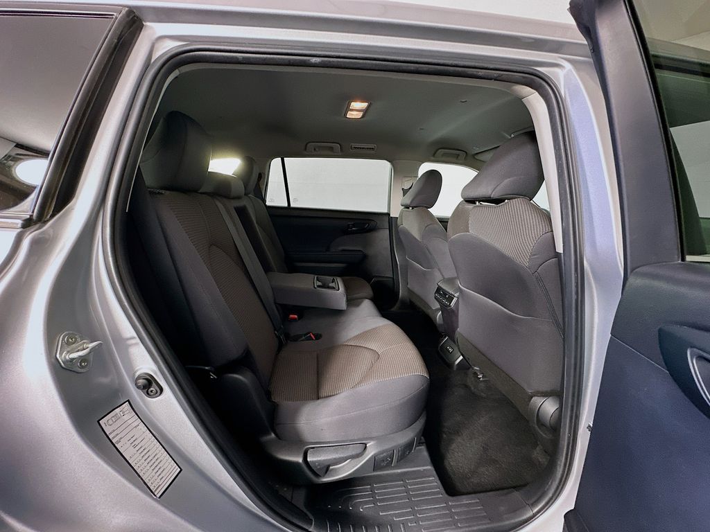 Thumbnail: 2024 Toyota Highlander - 27