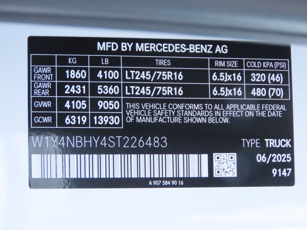 Thumbnail: 2025 Mercedes-Benz Sprinter - 31