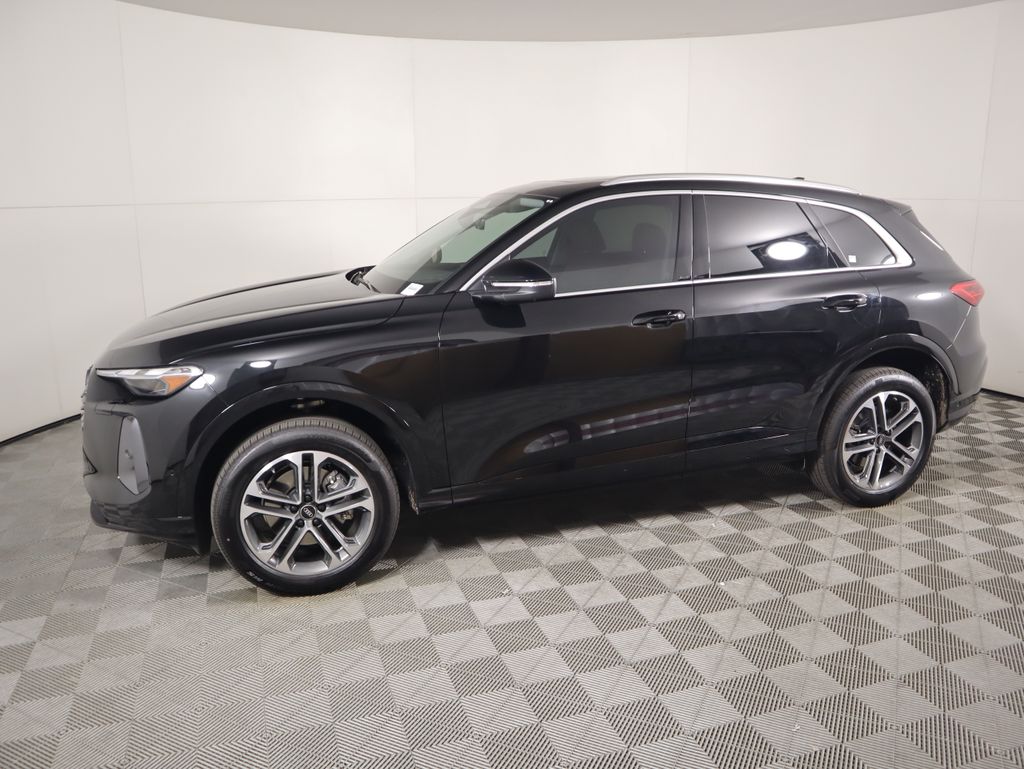 Thumbnail: 2025 Audi Q5 - 8