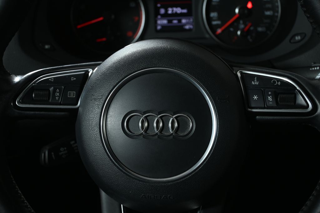 Thumbnail: 2016 Audi Q3 - 19