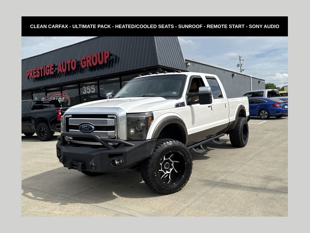 White Platinum Metallic Tri-Coat 2016 Ford F-250 Super Duty Pickup Truck Four-Wheel Drive 6-Speed Automatic Overdrive