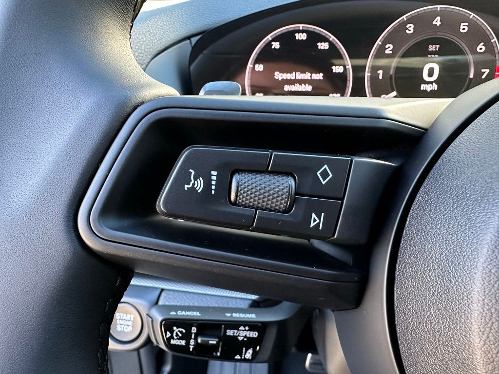 Thumbnail: 2026 Porsche Panamera - 17