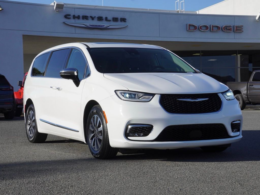 2023 Chrysler Pacifica Hybrid Limited