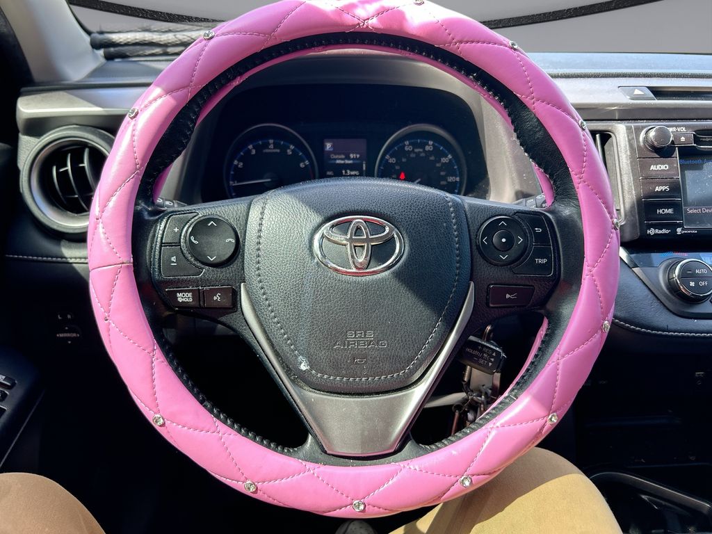 Thumbnail: 2017 Toyota RAV4 - 14